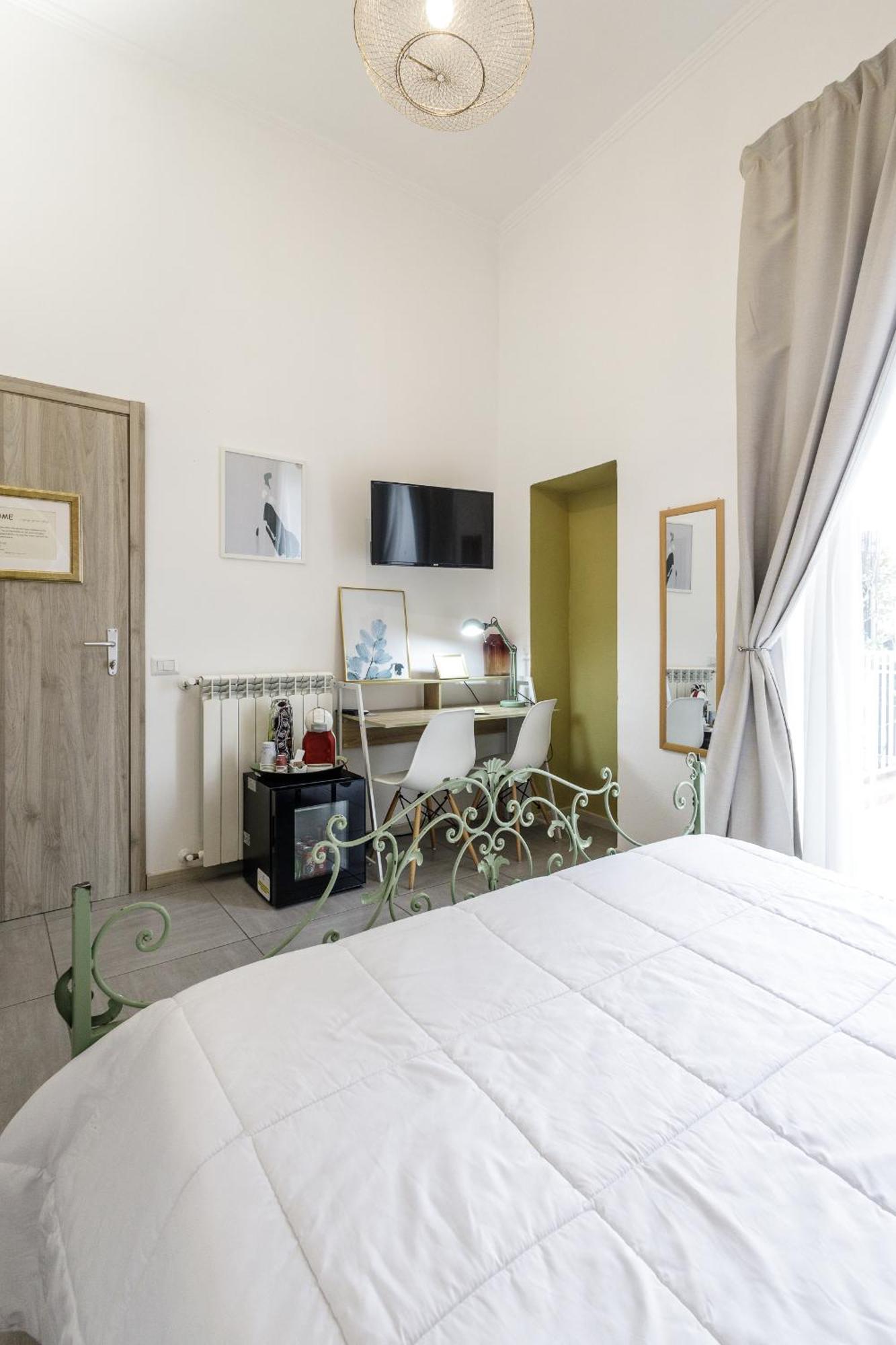 Civico13 Bed and Breakfast Νάπολη Εξωτερικό φωτογραφία